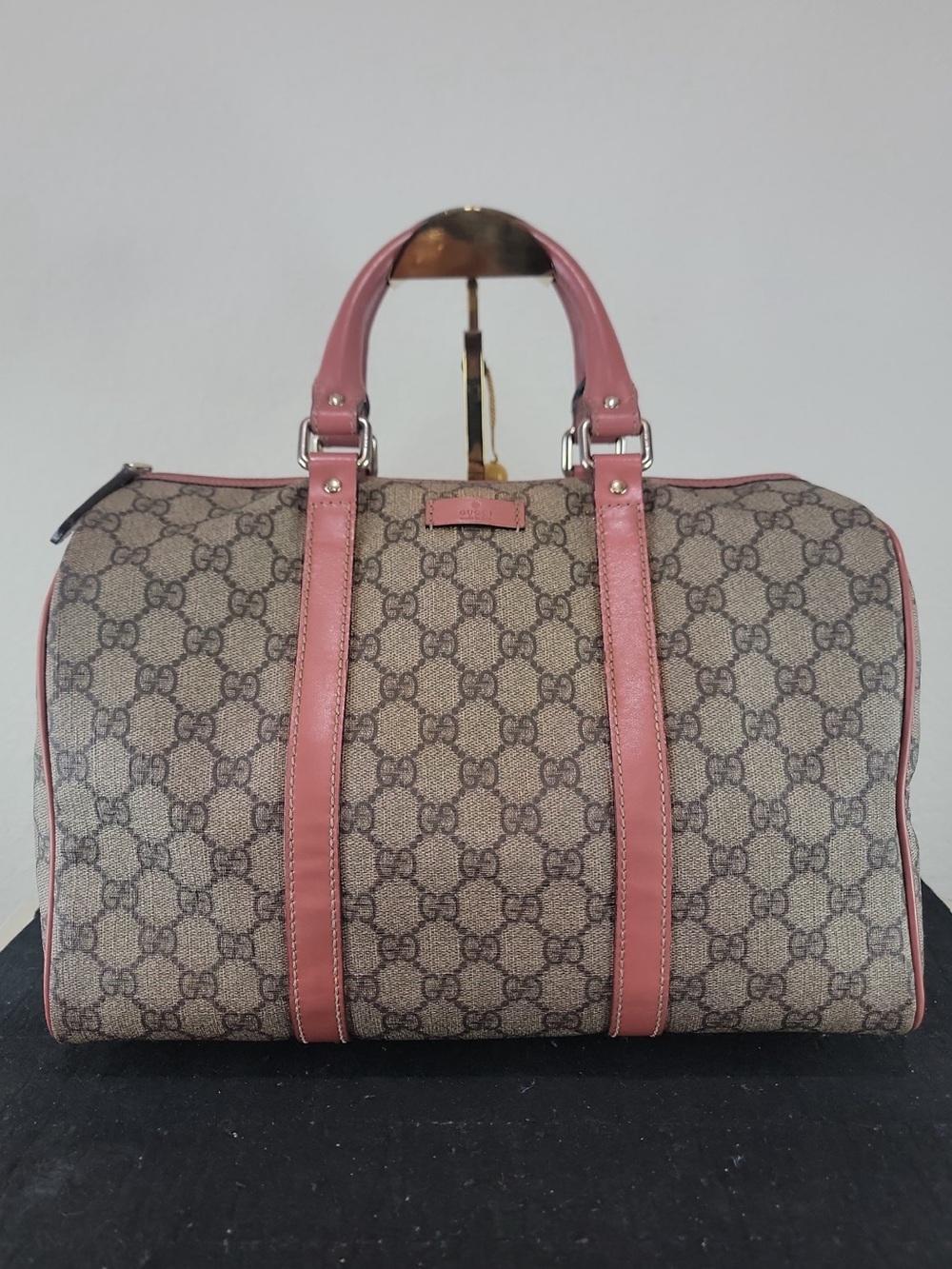 •GUCCI• GG Supreme Boston Joy bag